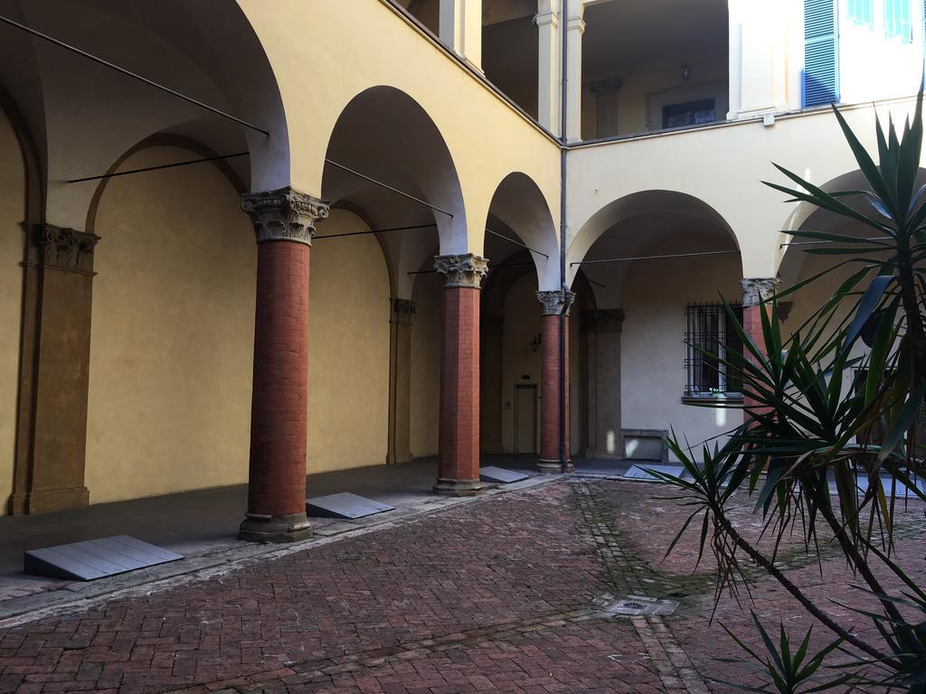 Antica Casa Zucchini B&B Болонья Экстерьер фото